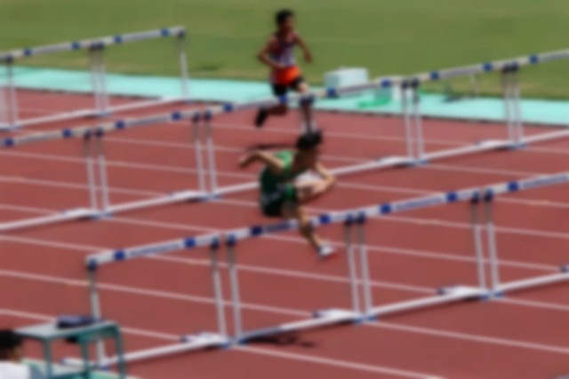 男子１１０ｍＨ（２年生）